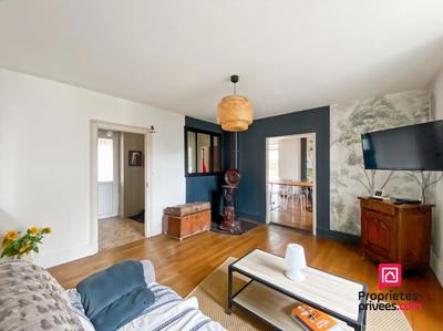 Maison - 140 m² - 7 pièces