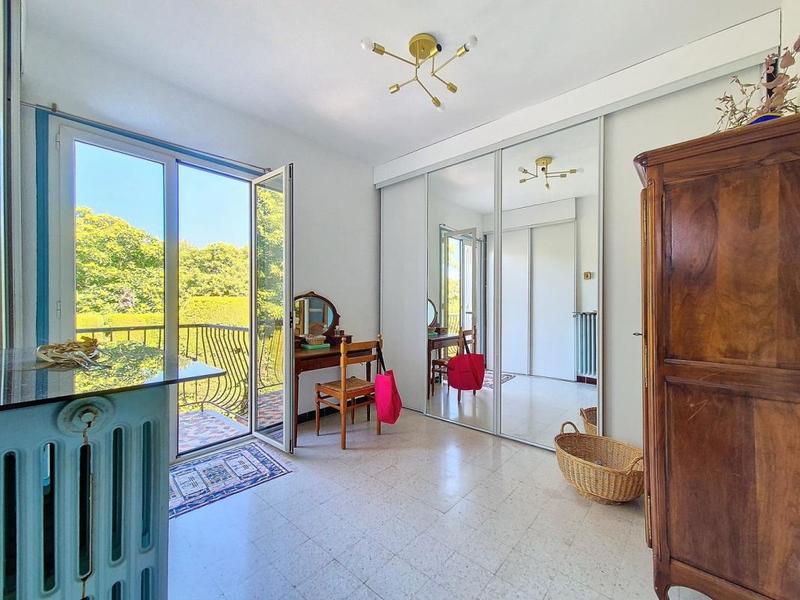 Villa - 145 m² - 6 pièces