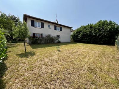 Maison - 136 m² - 5 pièces