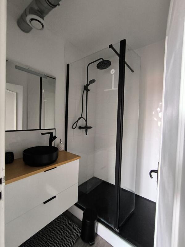 Appartement - 99 m² - 6 pièces