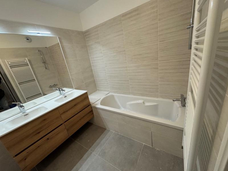 Appartement - 105 m² - 4 pièces