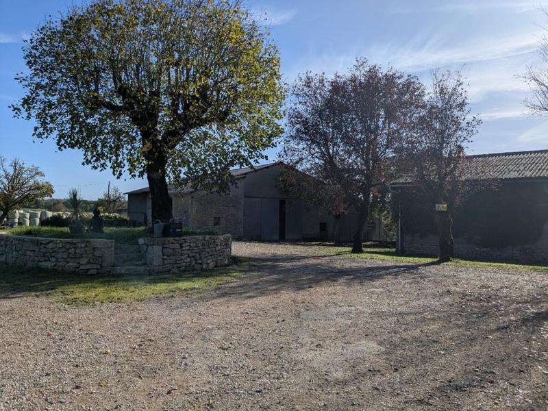 Corps de ferme - 146 m² - 7 pièces