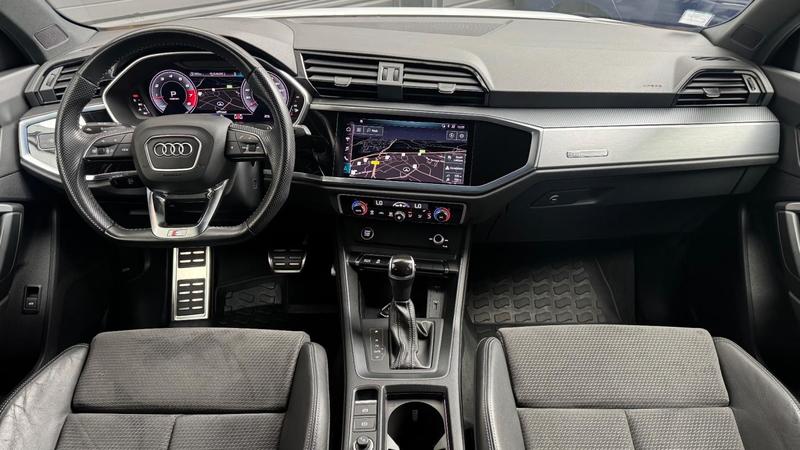 Audi Q3 35 Tfsi 150 s-Line Int/Ext s-Tronic - Excellent Etat