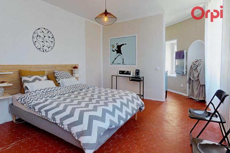 Maison - 245 m² - 6 pièces