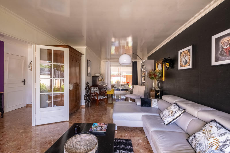 Maison - 140 m² - 6 pièces