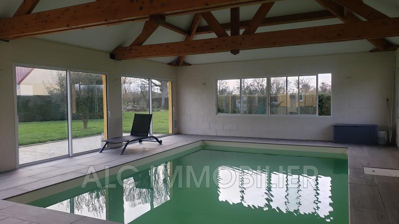 Maison - 219 m² - 7 pièces