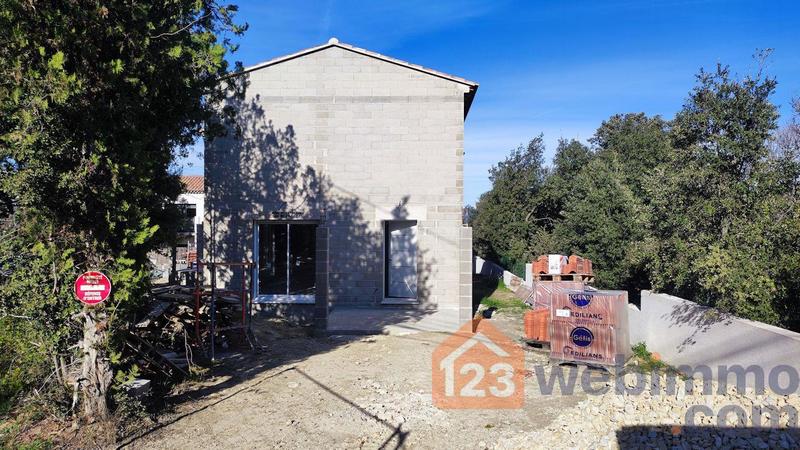 Maison - 83 m² - 4 pièces