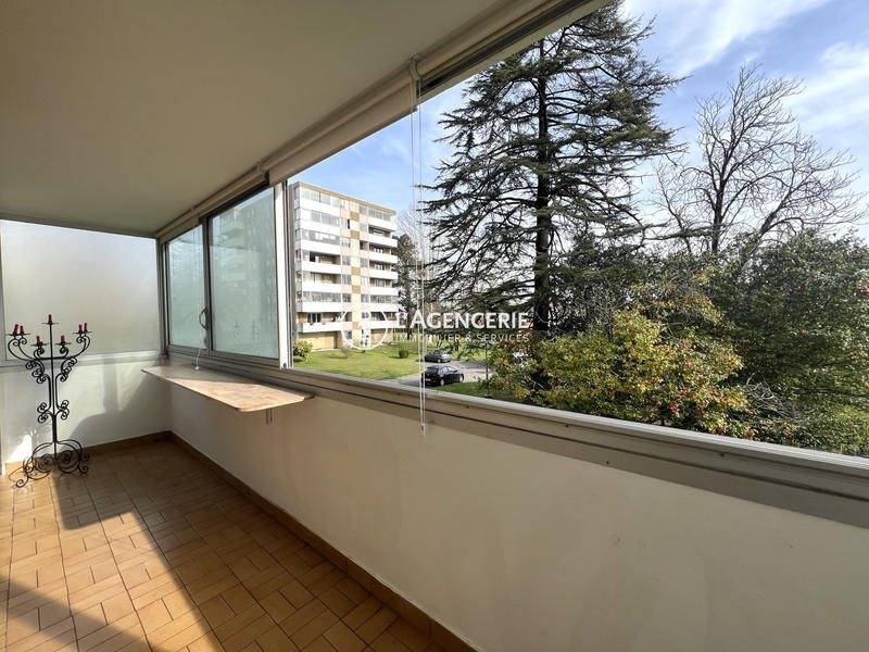 Appartement - 77 m² - 3 pièces