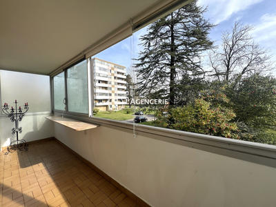 Appartement - 77 m² - 3 pièces