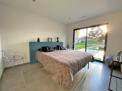 Villa - 150 m² - 5 pièces