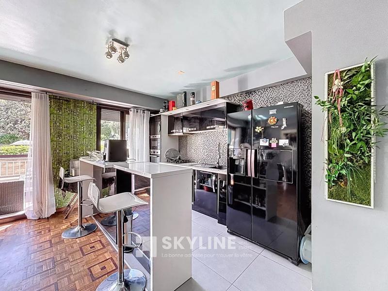 Appartement - 75 m² - 3 pièces