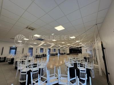 Local commercial - 473 m²