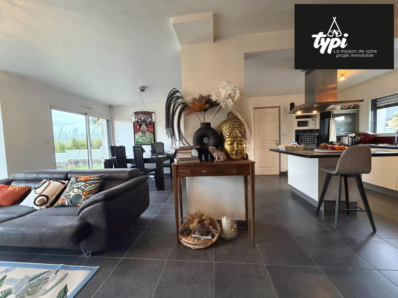 Maison - 110 m² - 5 pièces