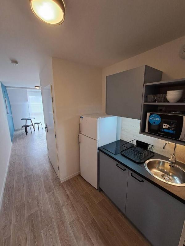 Chambre - 10 m² - 1 pièce