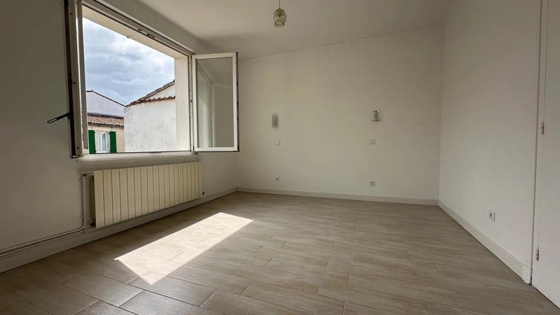 Villa - 215 m² - 8 pièces