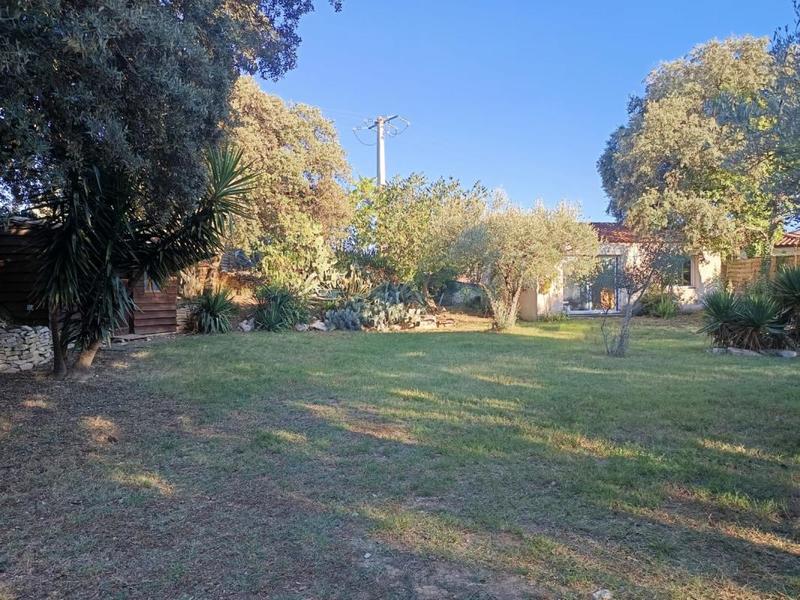 Terrain constructible - 600 m²