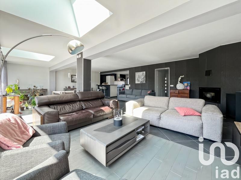 Maison - 153 m² - 7 pièces