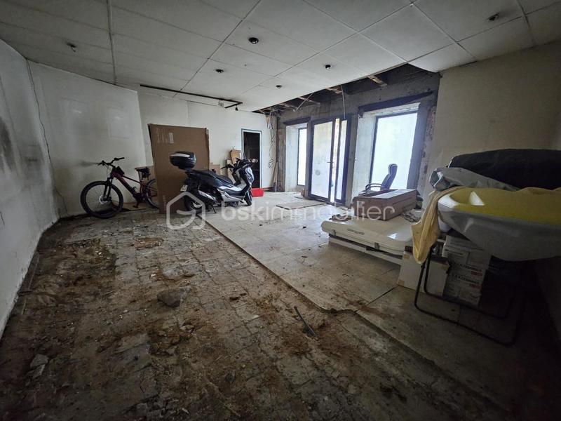 Maison de village - 214 m² - 4 pièces