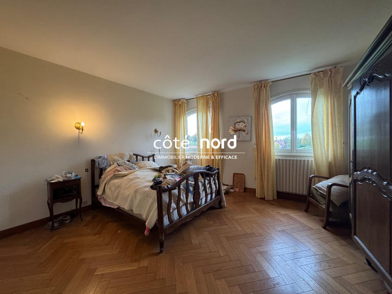 Maison - 188 m² - 8 pièces