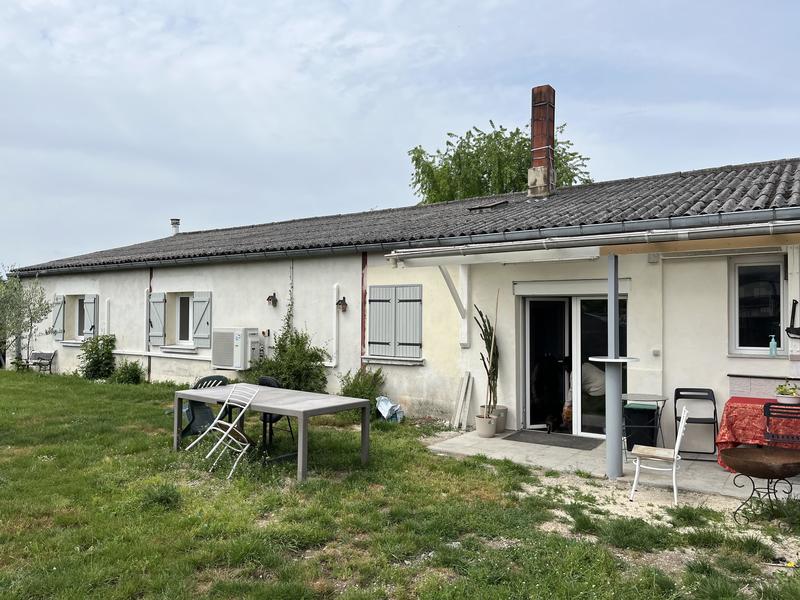 Villa - 223 m² - 8 pièces