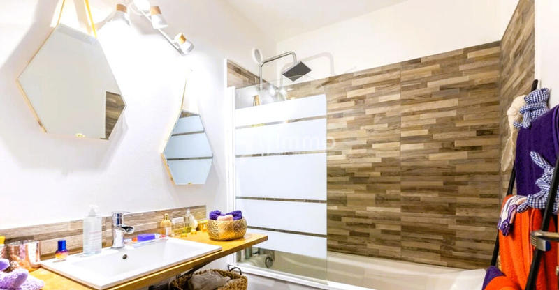 Appartement - 75 m² - 3 pièces