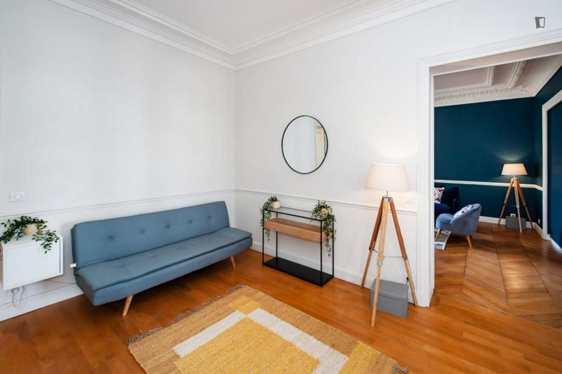 Chambre - 17 m² - 7 pièces