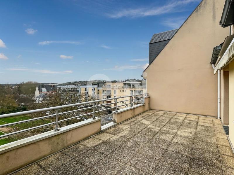 Appartement - 94 m² - 3 pièces