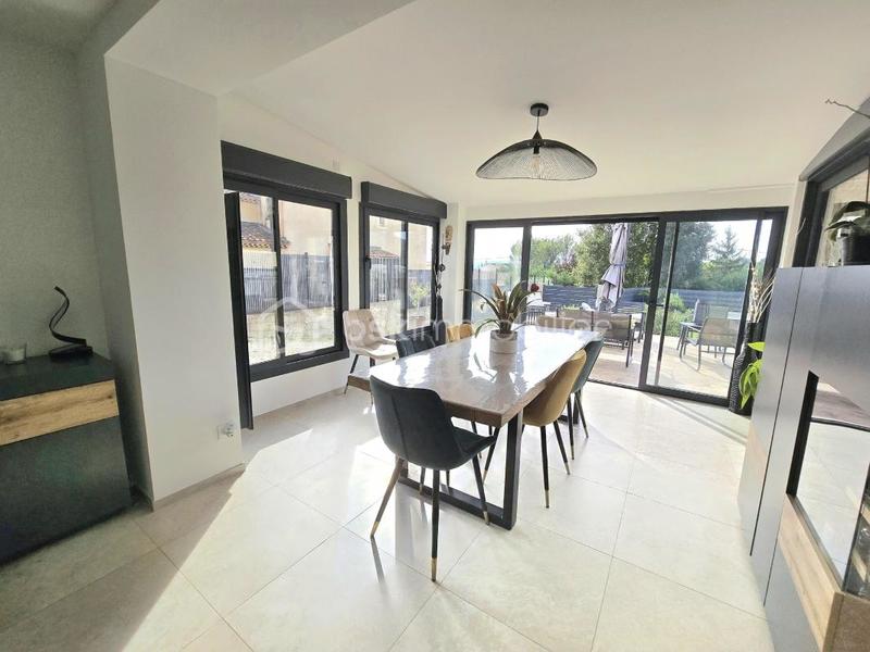 Propriété - 140 m² - 6 pièces