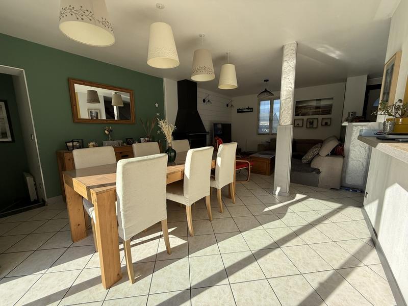 Maison - 128 m² - 5 pièces