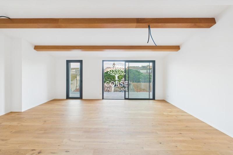 Duplex - 110 m² - 4 pièces