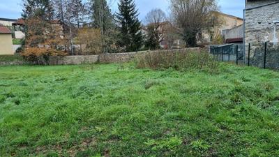 Terrain constructible - 850 m²
