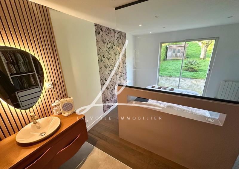 Maison - 150 m² - 6 pièces