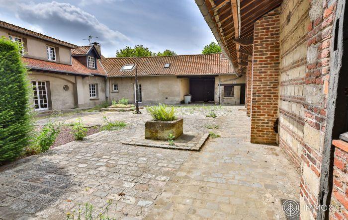 Ferme - 600 m²