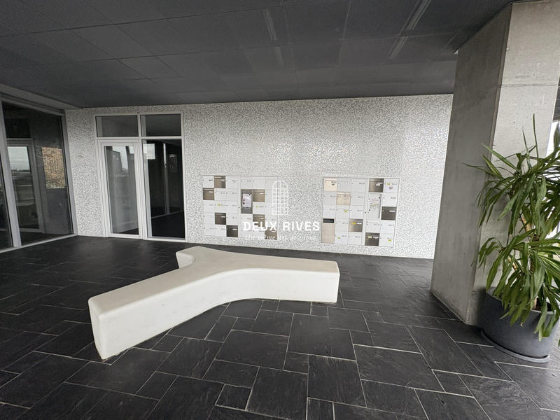 Appartement - 86 m² - 4 pièces