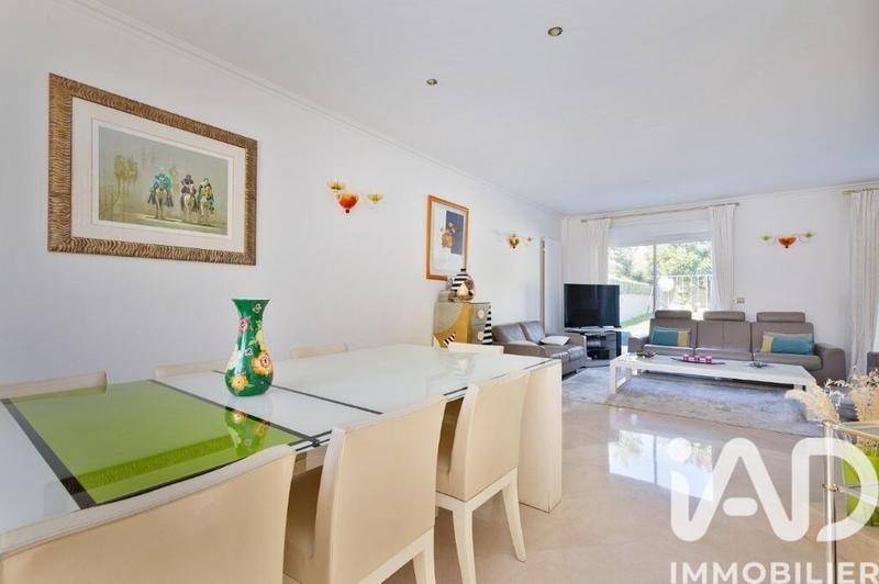 Maison - 290 m² - 7 pièces