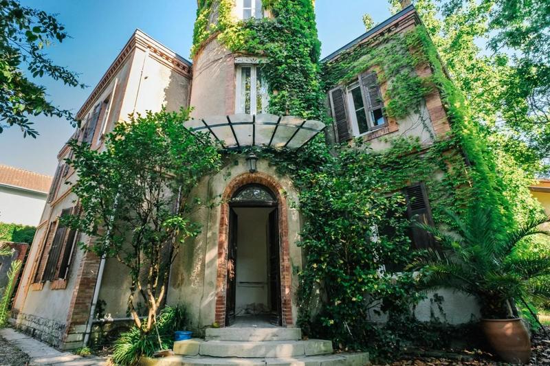 Maison - 260 m² - 7 pièces