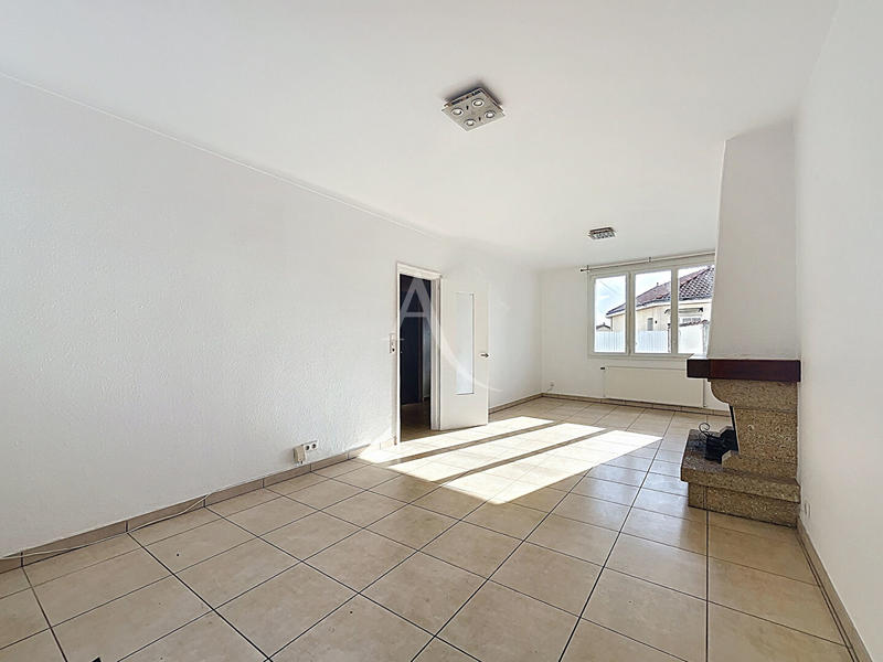 Maison - 106 m² - 4 pièces