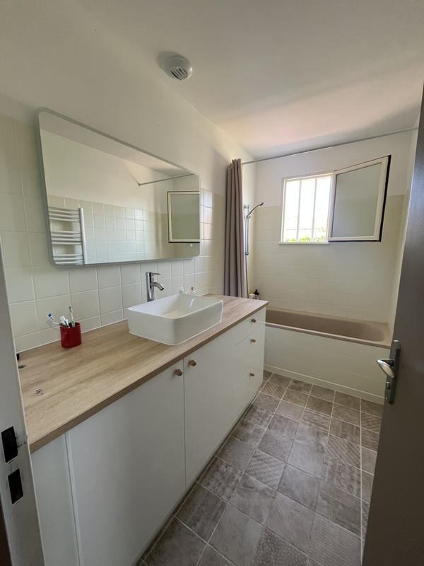 Villa - 90 m² - 4 pièces