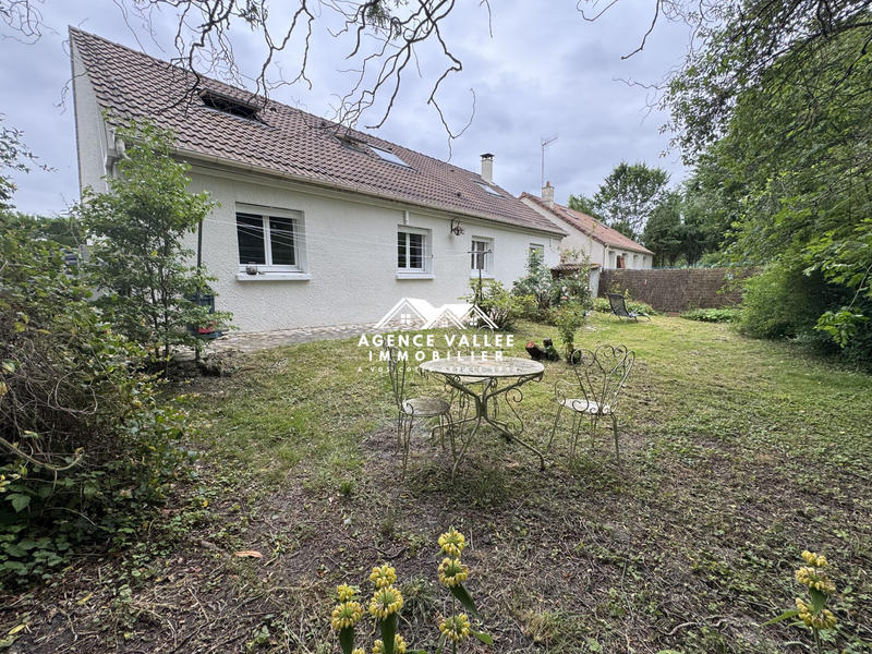 Maison - 102 m² - 6 pièces