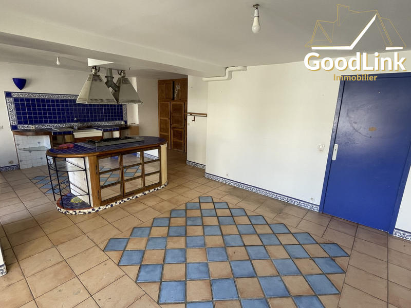 Maison - 150 m² - 5 pièces