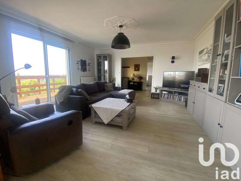 Maison - 217 m² - 8 pièces