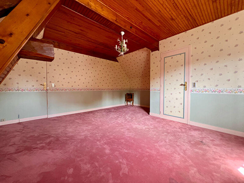 Maison - 174 m² - 6 pièces