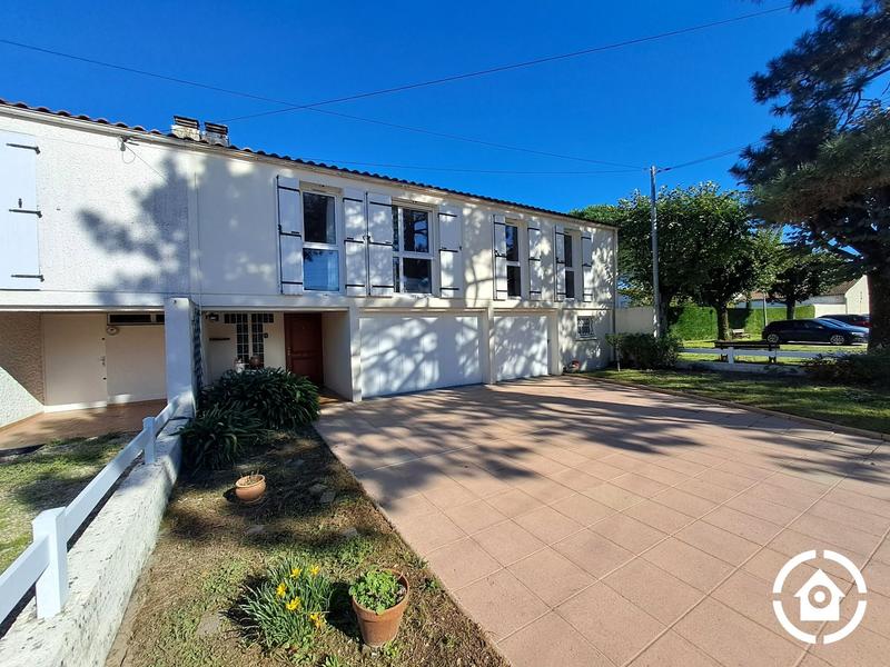 Maison - 111 m² - 6 pièces