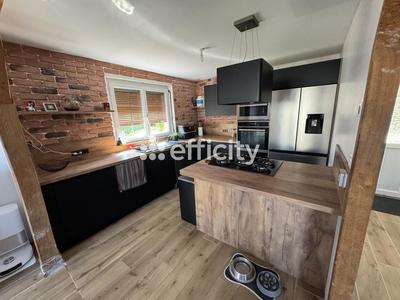 Maison - 116 m² - 4 pièces