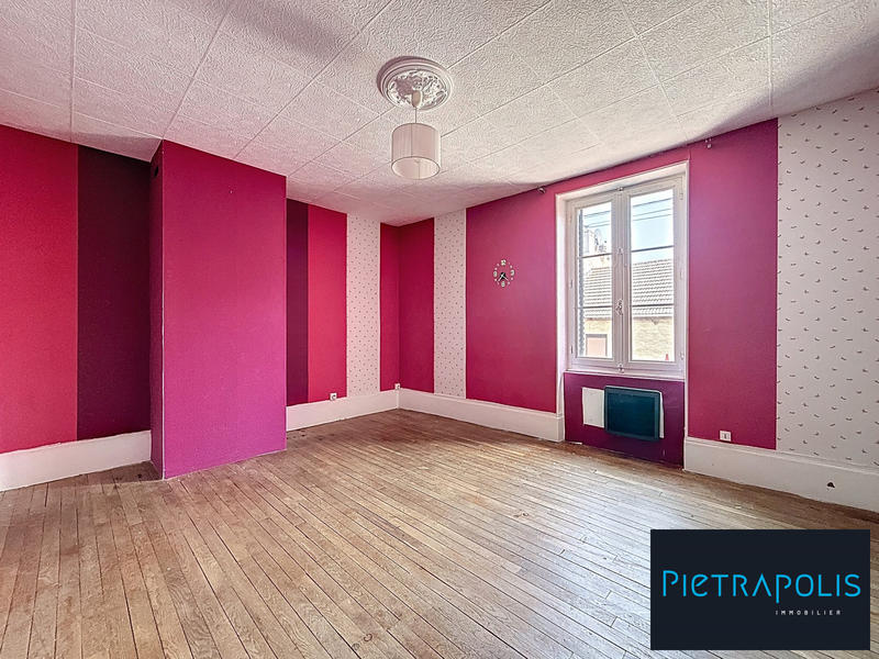 Maison ancienne - 408 m² - 5 pièces