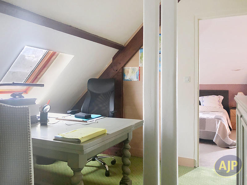 Maison - 137 m² - 6 pièces