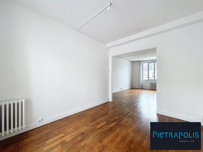 Appartement - 65 m² - 3 pièces
