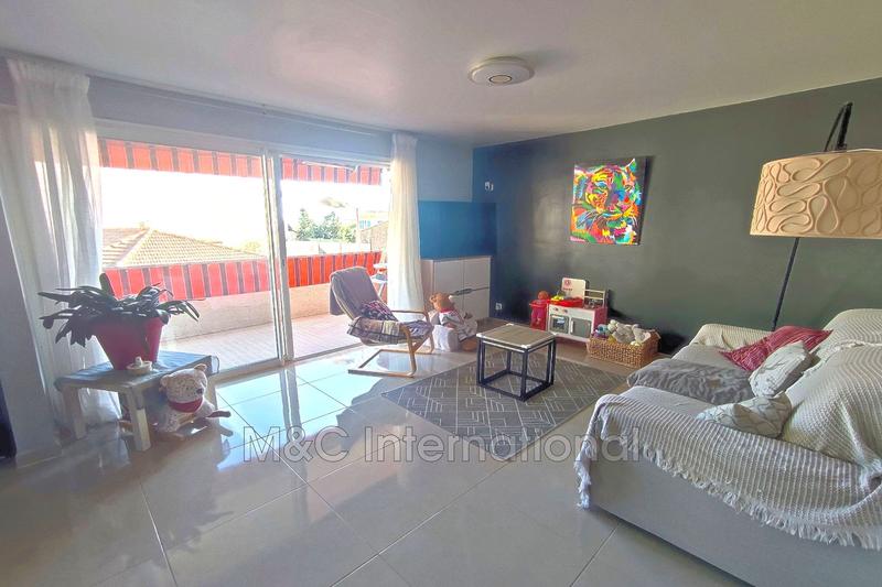 Appartement - 90 m² - 4 pièces