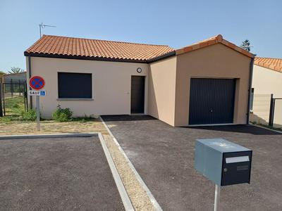 Maison - 89 m² - 4 pièces