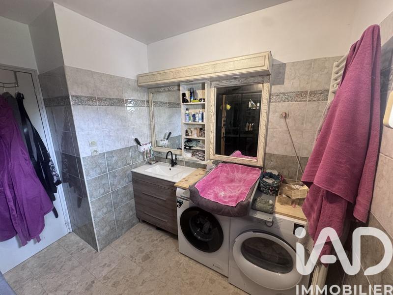 Maison - 180 m² - 8 pièces